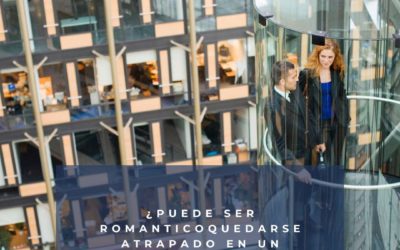 ¿Puede ser romántico quedarse atrapado en un ascensor?