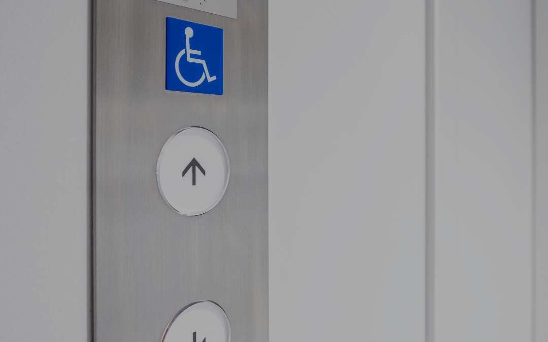 Características imprescindibles de los ascensores accesibles